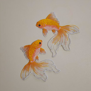 新款一对装小可爱金鱼刺绣布贴补丁装饰衣服神器鱼形贴布绣片贴花