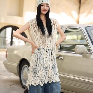 夏季法式镂空无袖连衣裙女宽松别致针织衫中长款外搭背心裙度假风