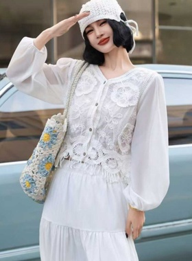 新款法式温柔风白色蕾丝镂空雪纺长袖衬衫女设计感小众高级感上衣
