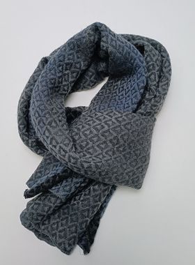 灰蓝色渐变暗格围巾满20元包邮