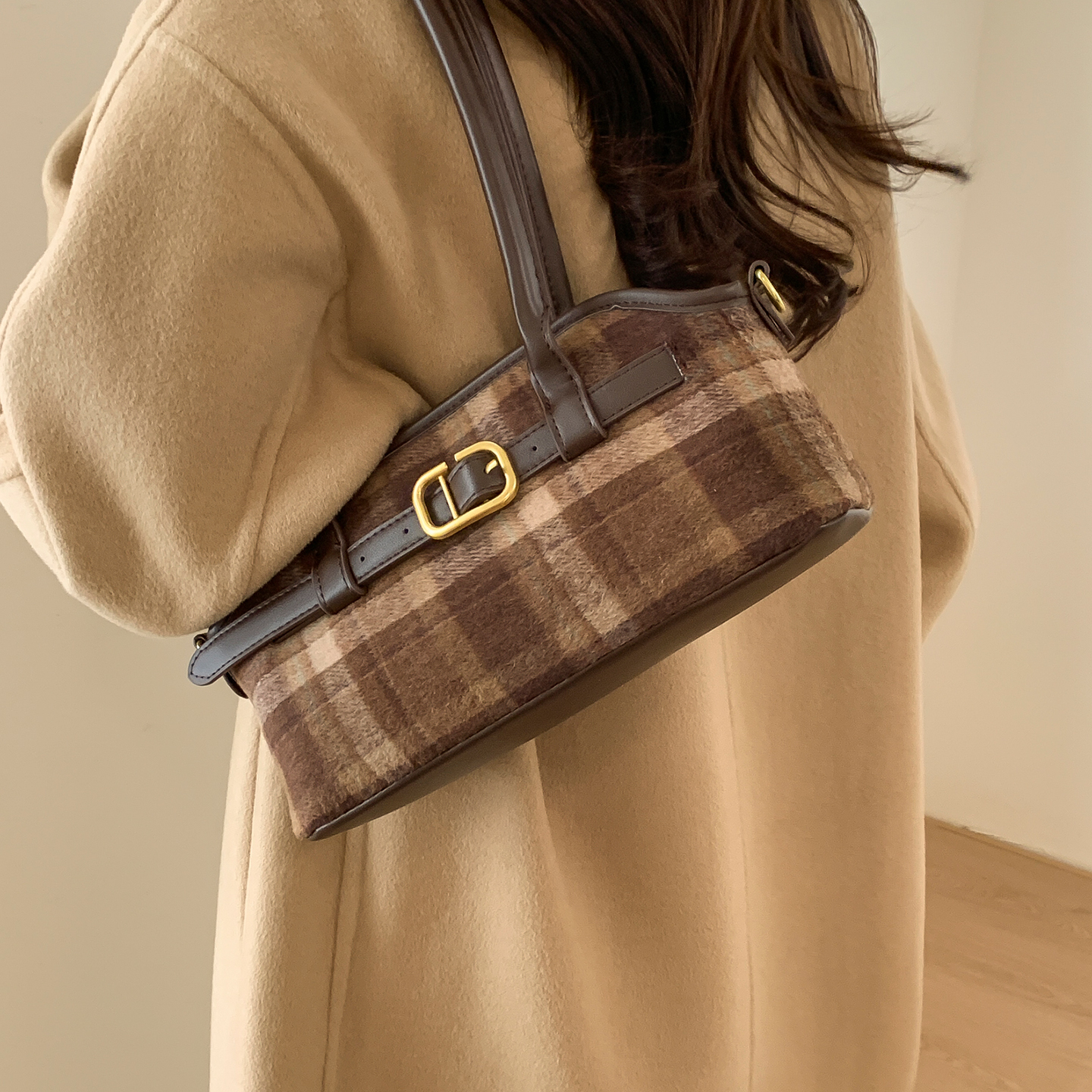 ZATZ质感毛呢格纹法棍包