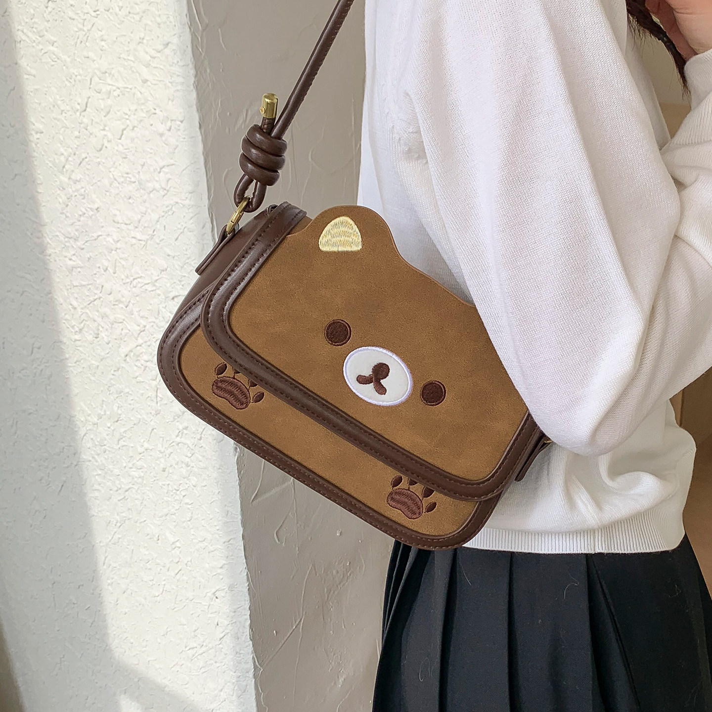 甜美少女风小包包女2025新款可爱小熊小方包冬季高级感单肩斜挎包,箱包皮具/热销女包/男包,小方包,淘宝优惠券,粉丝福利购,淘宝优惠卷