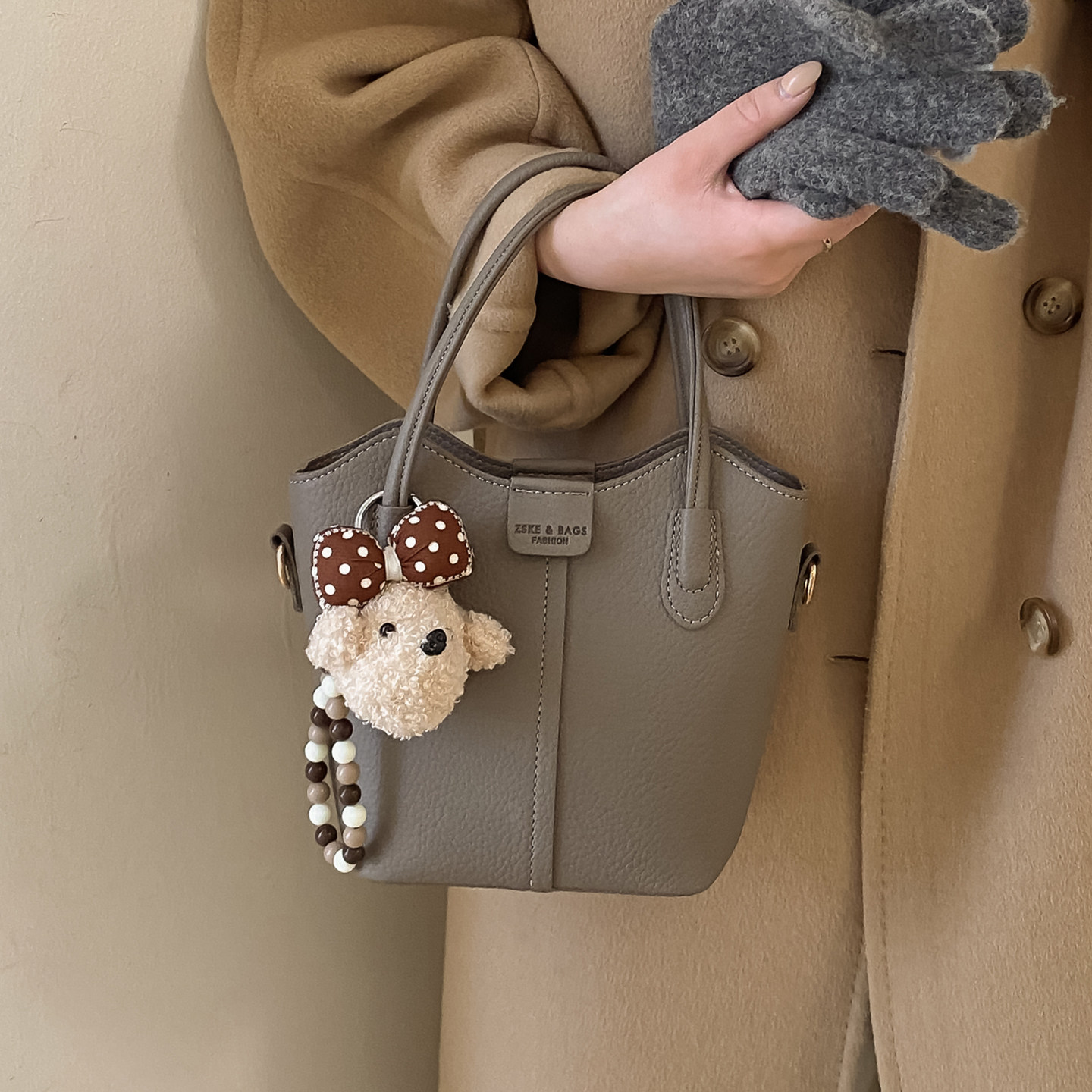 冬季质感菜篮子小包包女2025新款上班通勤手拎包水桶包复古斜挎包,箱包皮具/热销女包/男包,水桶包,淘宝优惠券,粉丝福利购,淘宝优惠卷