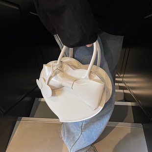 蝴蝶结手提小包包女2025新款时尚小众爱心包春季高级感单肩斜挎包