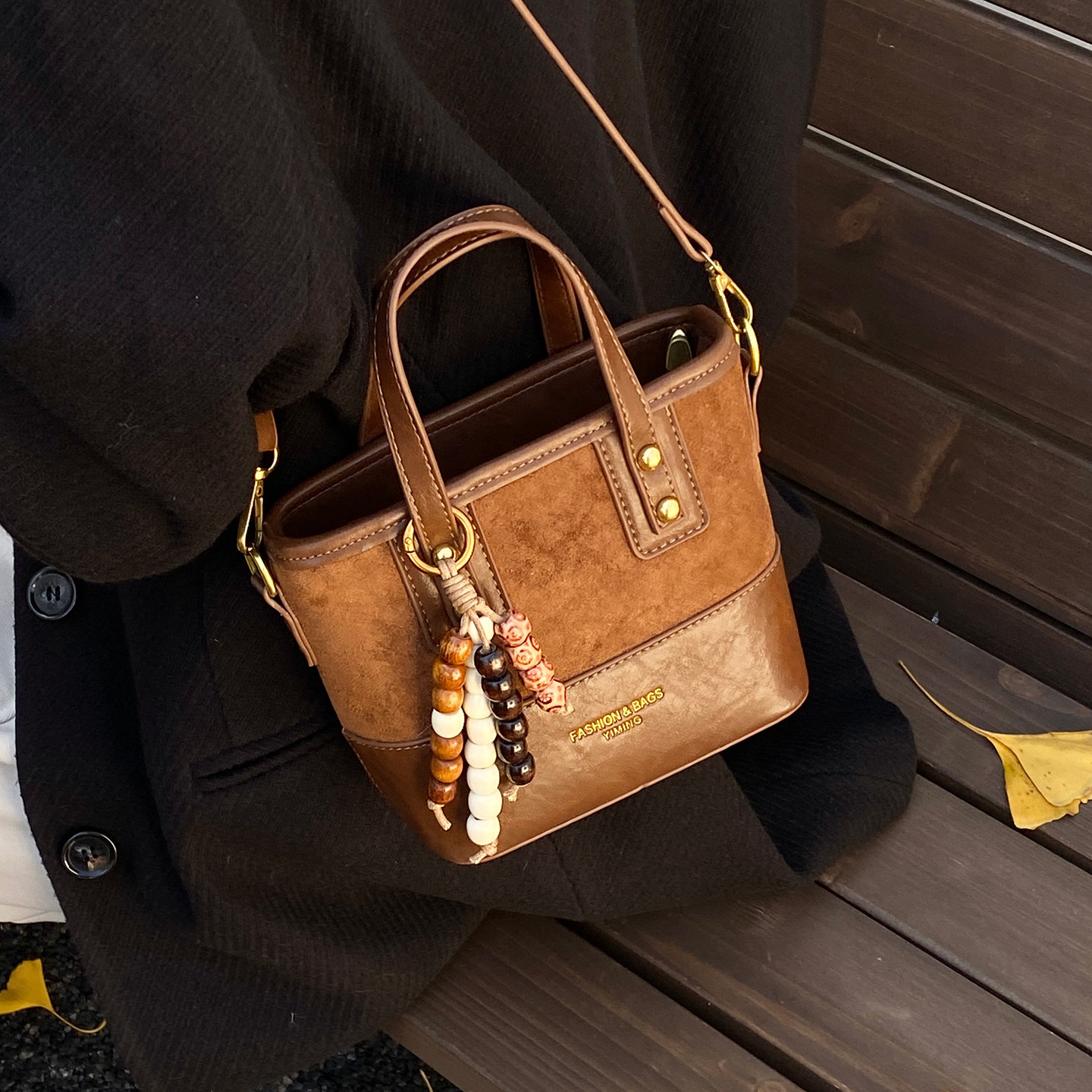 麂皮绒菜篮子小包包女2025新款秋冬复古手提水桶包百搭单肩斜挎包,箱包皮具/热销女包/男包,水桶包,淘宝优惠券,粉丝福利购,淘宝优惠卷