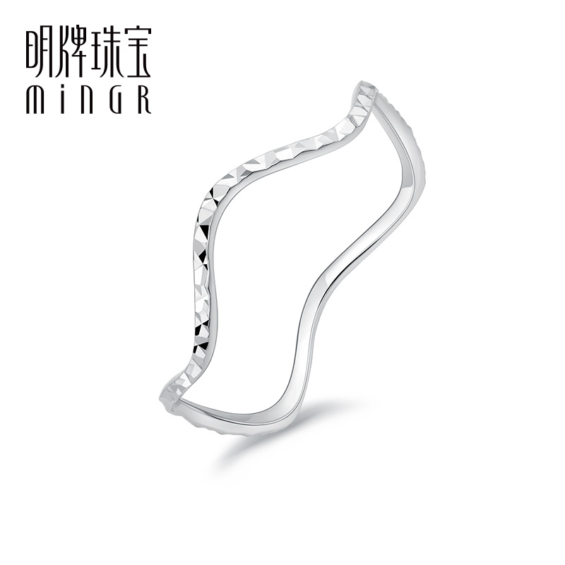明牌珠宝铂金女戒 PT950星浪曲线时尚纹路闭口女士戒指BFM0068属于什么档次？