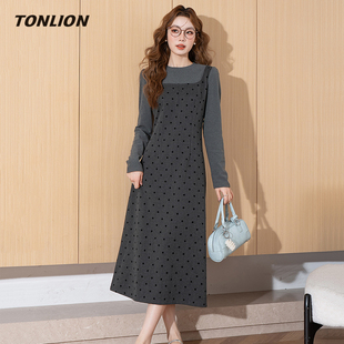 唐狮灰色针织连衣裙女2025冬季新款波点假两件气质显瘦小个子长裙