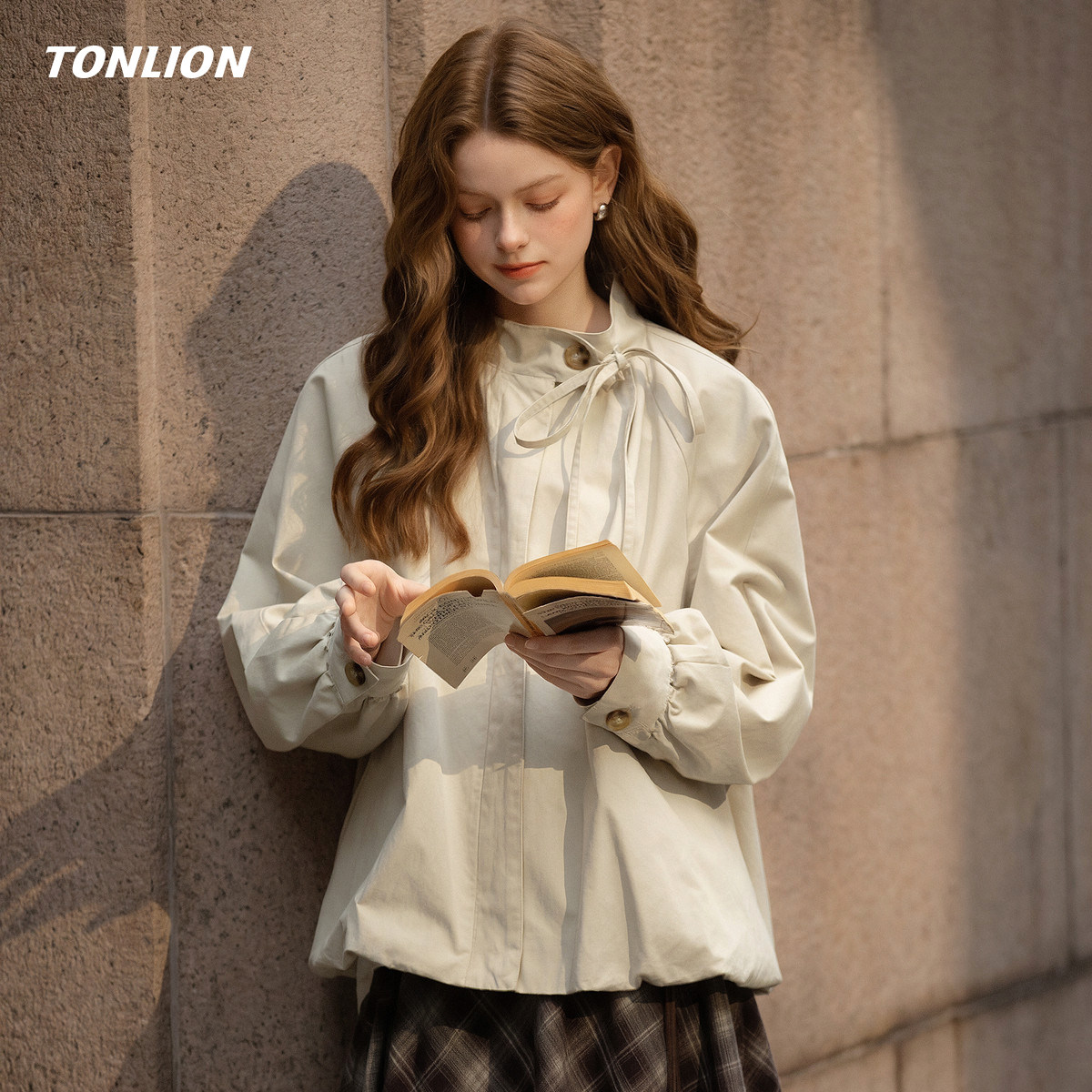 唐狮超火减龄外套女2026春季新款韩系花苞下摆高级感宽松短款夹克