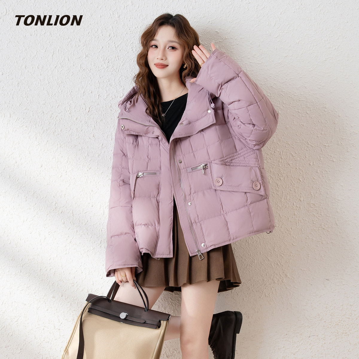 唐狮紫色短款羽绒服女2025冬季新款韩版宽松连帽小个子面包服外套
