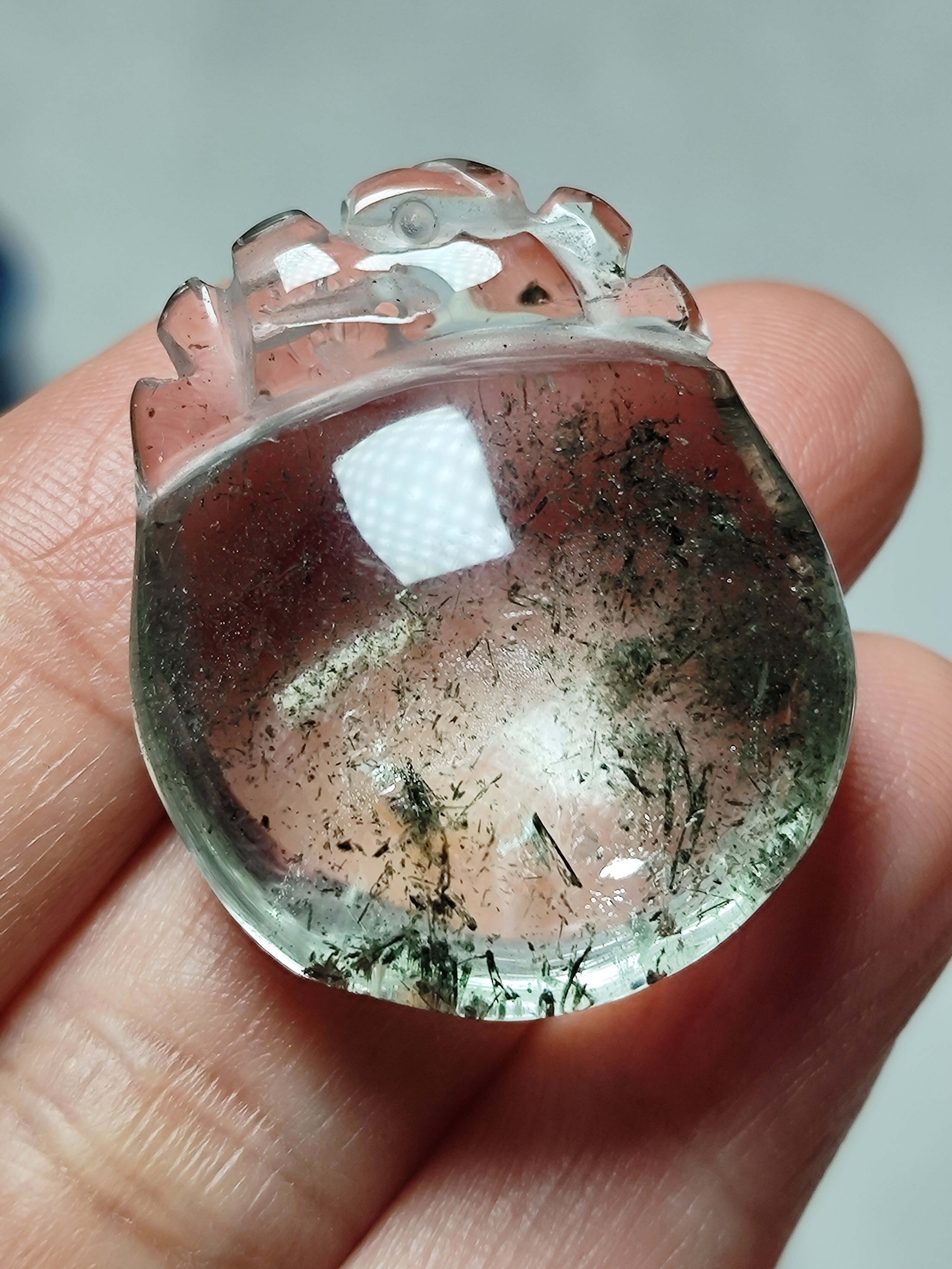 纯天然绿幽灵吊坠雕刻吊坠