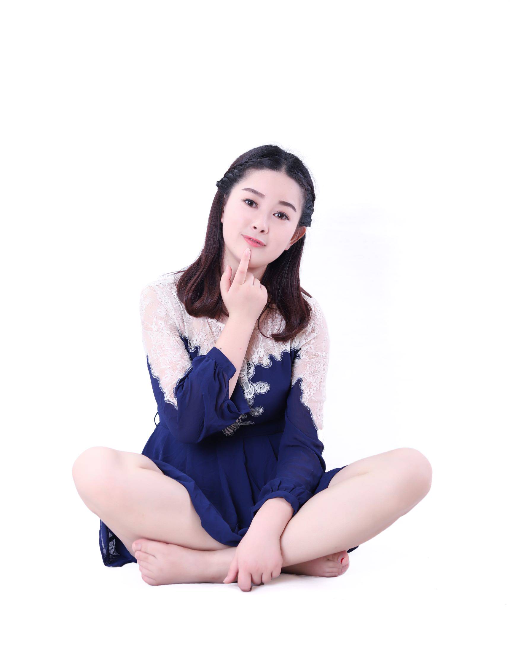 晶晶直播间品牌美衣折扣女装连衣裙短裤上衣百元三件
