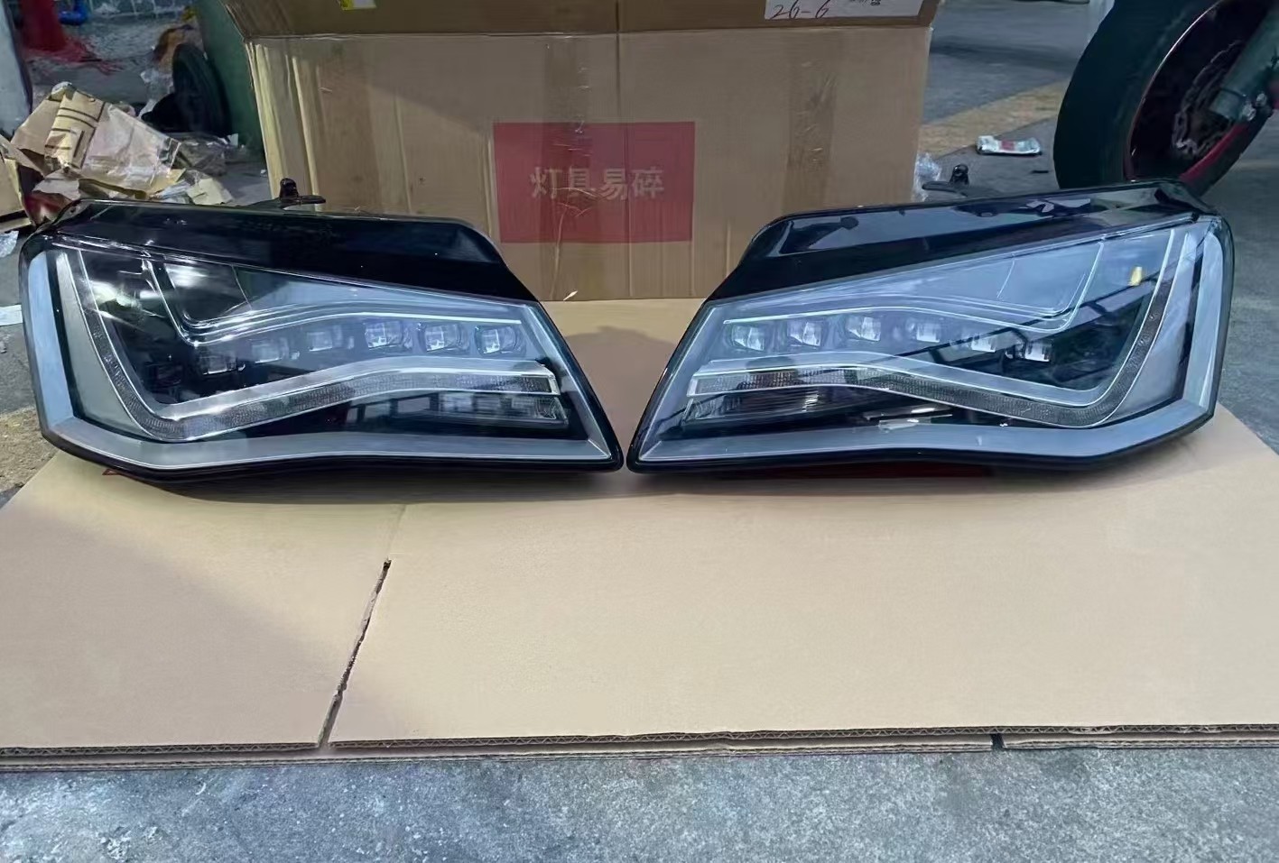 奥迪A8大灯总成 高配 矩阵 D4 龙珠大灯总成原厂拆车配件