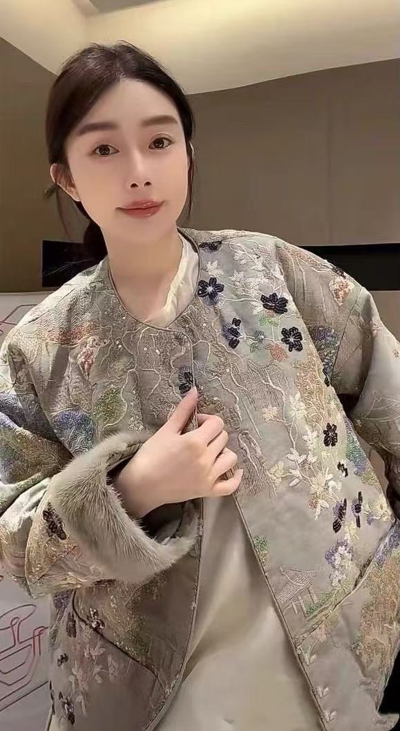 刺绣水貂毛棉服重工亮片钉珠水貂毛袖口国风新中式宽松圆领棉衣