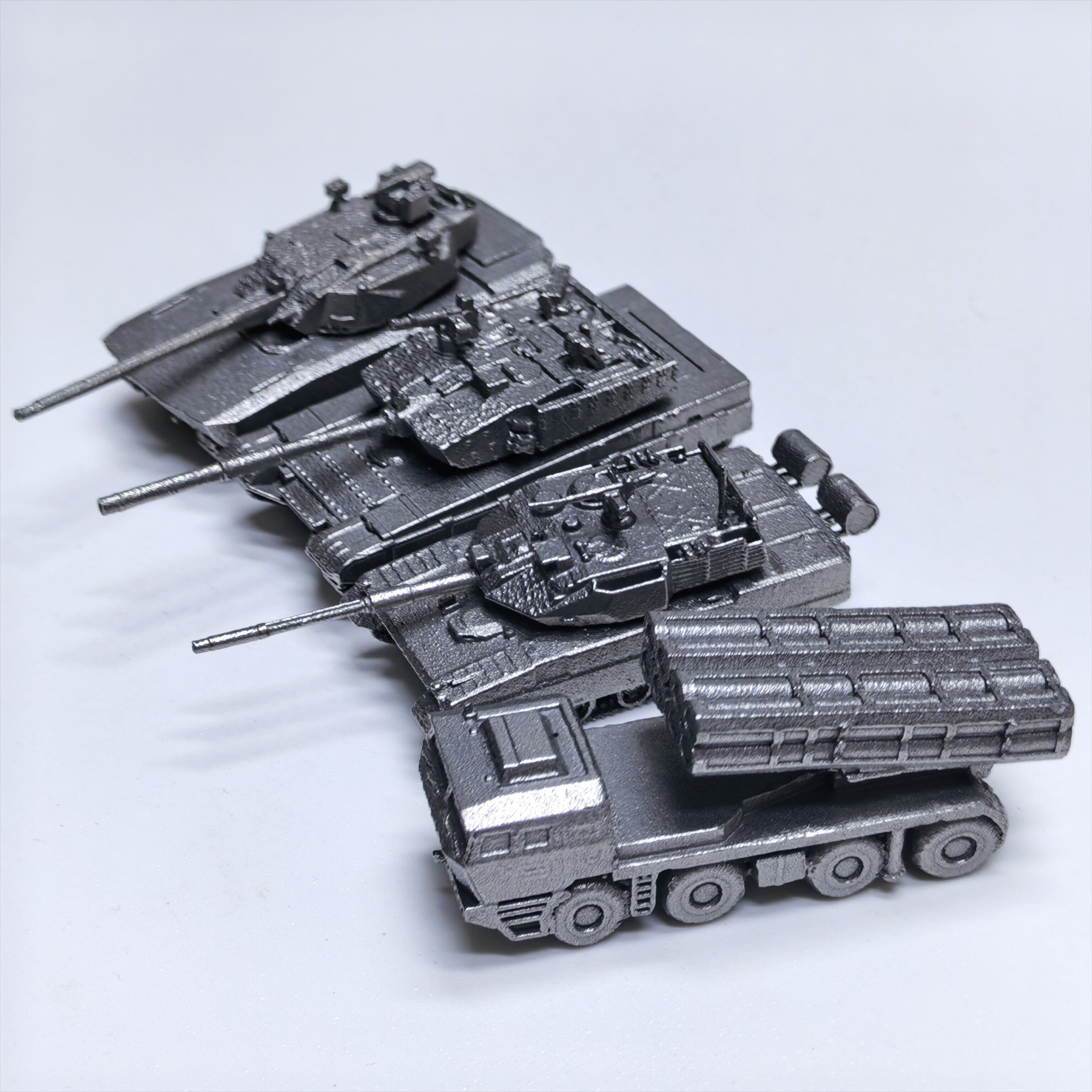 全金属不锈钢双离谱100式百式坦克模型191箱式远程火箭炮1/144