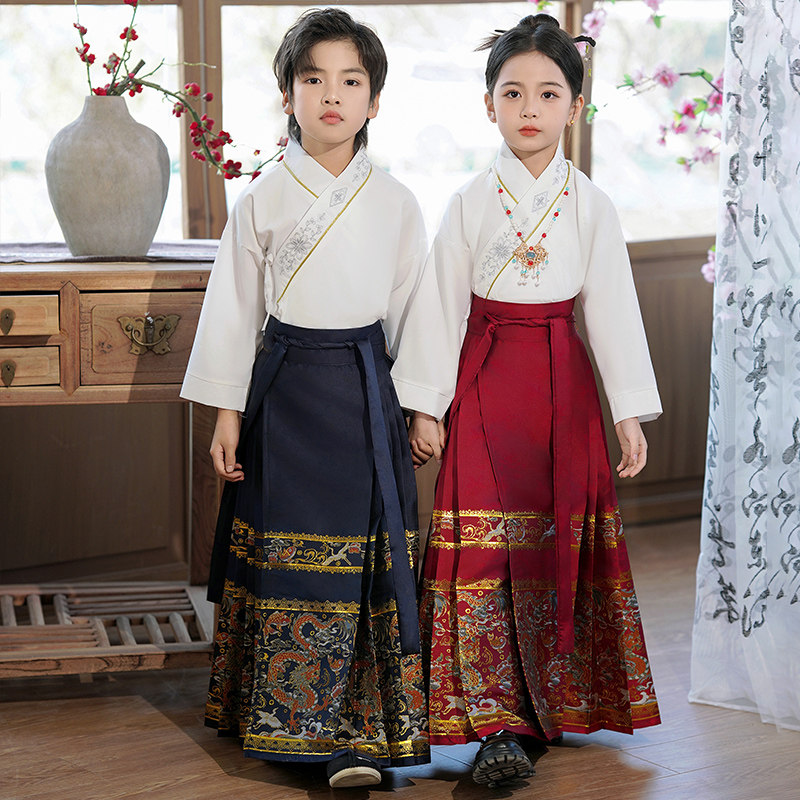 儿童明制马面裙套装2026新款中国风女童国学汉服演出服男童唐装图片