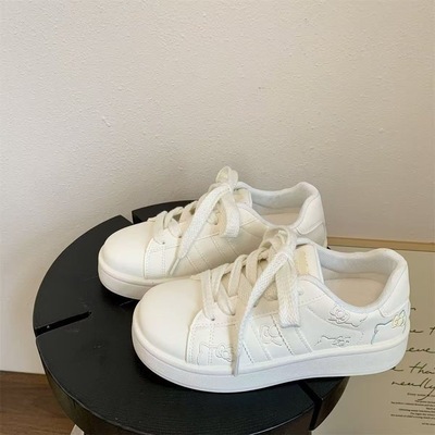 厚底小白鞋女2025秋季新款爆款百搭透气不累脚运动鞋休闲面包鞋子