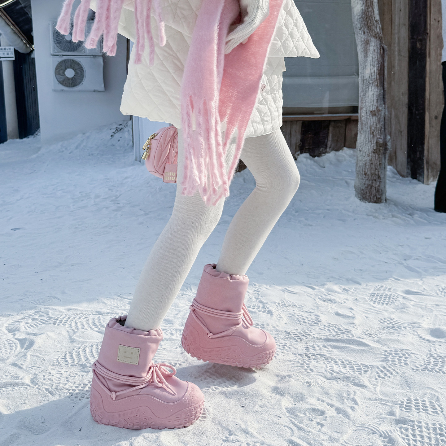 胖嘟嘟厚底粉色雪地靴女2025冬季新款加厚防滑保暖大棉鞋东北玩雪