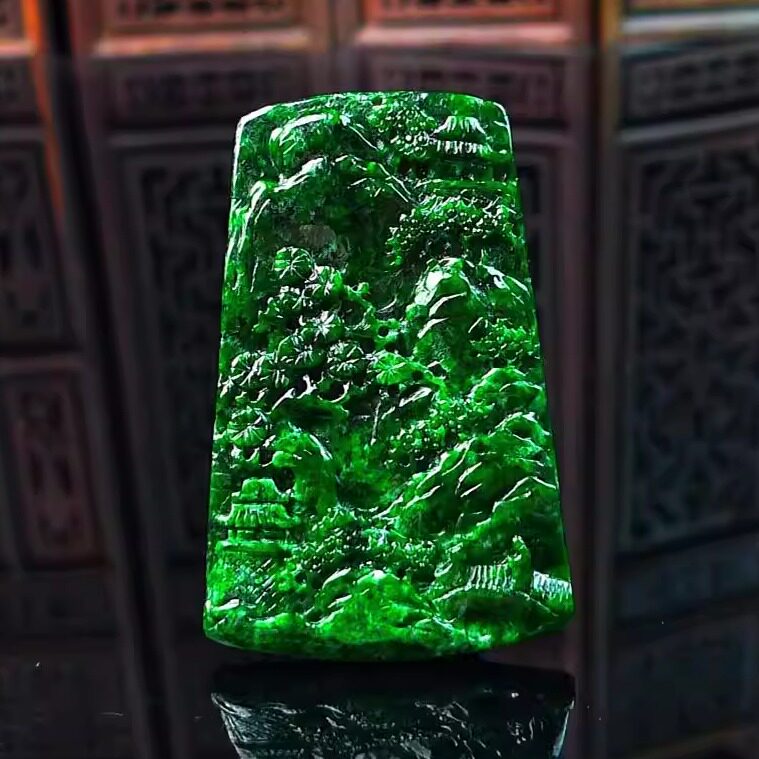 A货翡翠山水玉石缅甸翡翠吊坠