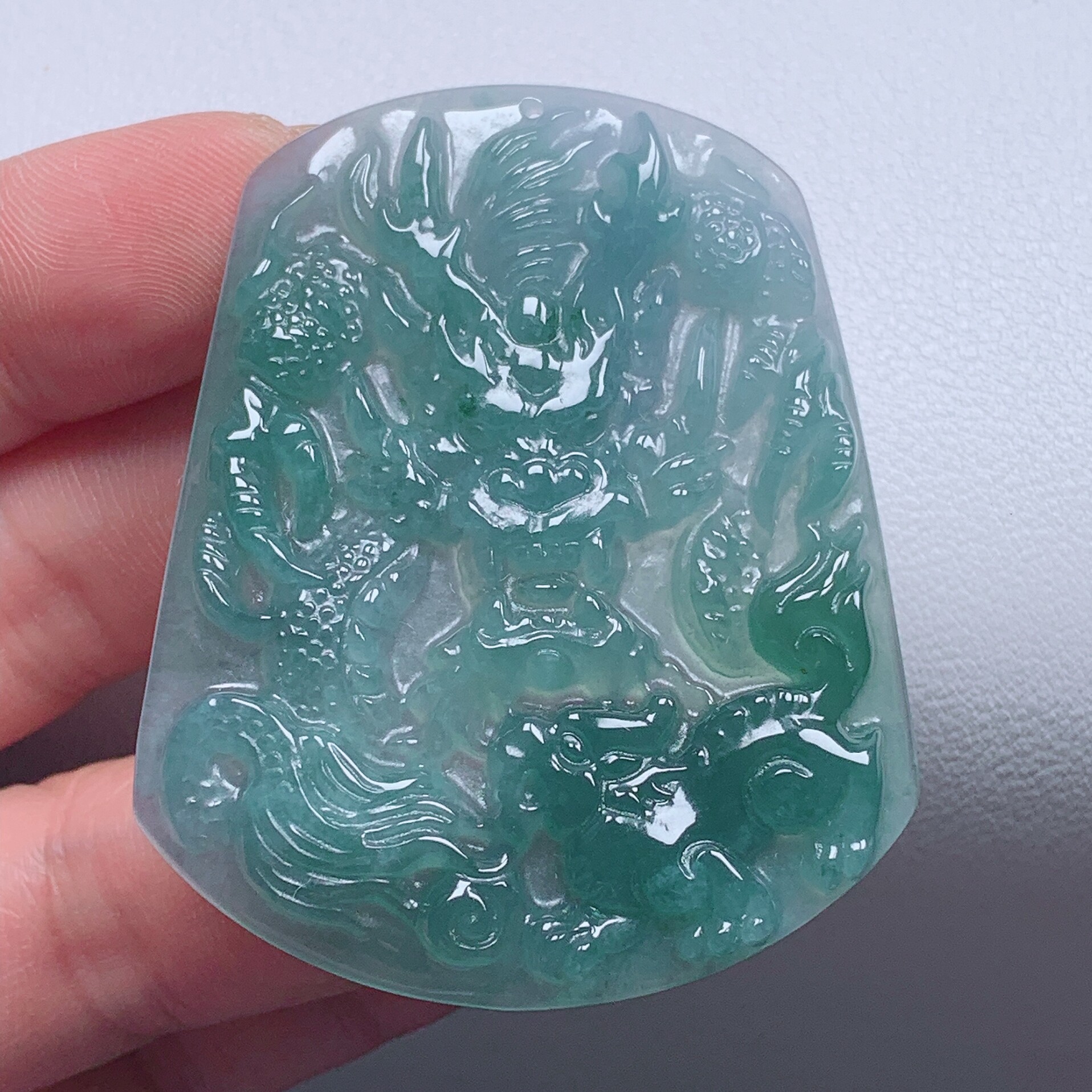 天然翡翠A货观音佛龙牌玉石玉佩 冰透油绿翡翠龙牌吊坠 龙腾万里