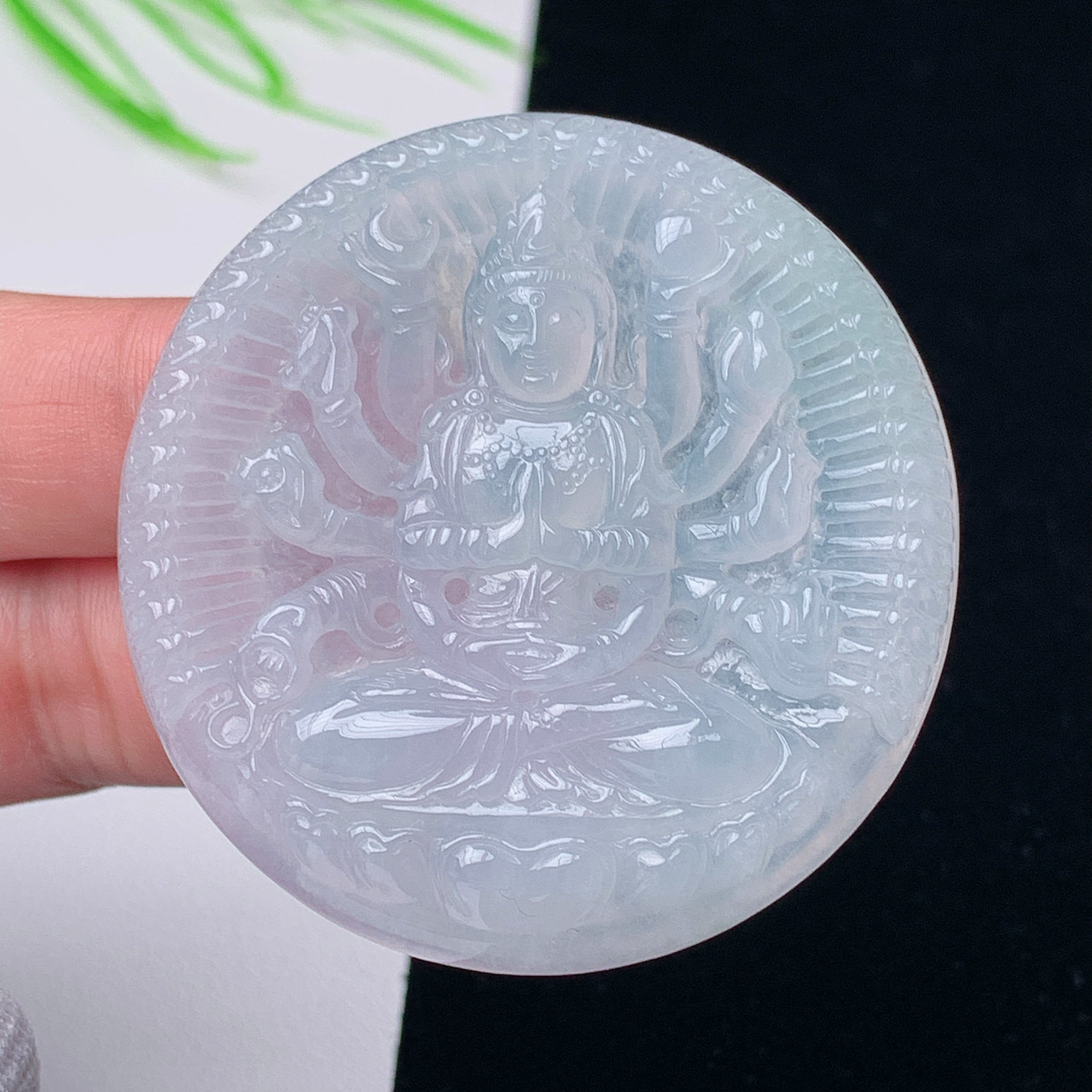缅甸翡翠天然A货千手观音冰种