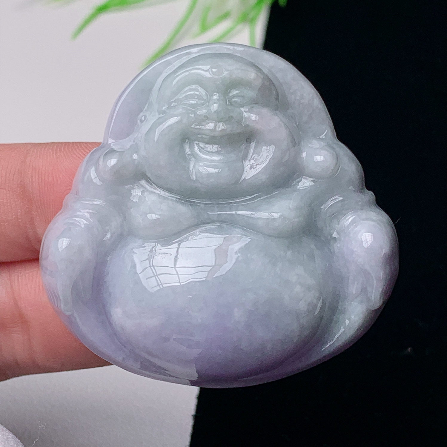 缅甸翡翠天然A货浅紫佛公玉石