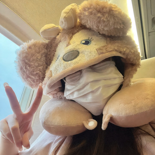 雪莉玫U型枕迪士尼可爱卡通连帽护颈枕办公室空调帽子开车飞机枕