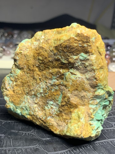 湖北天然原矿绿松石摆件随形原石手把件加工 DIY配饰吊坠手串配珠
