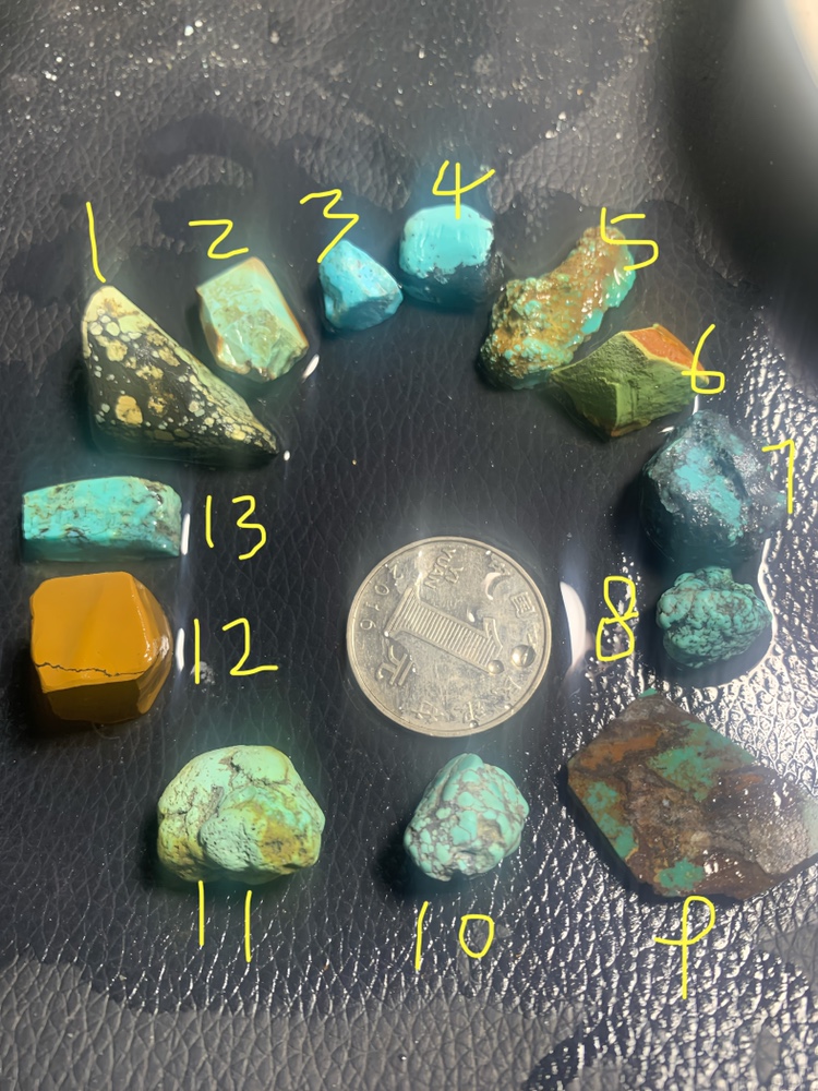 十堰天然原矿瓷绿松石矿标玉化雕刻料手工打磨配件随型饰品练手