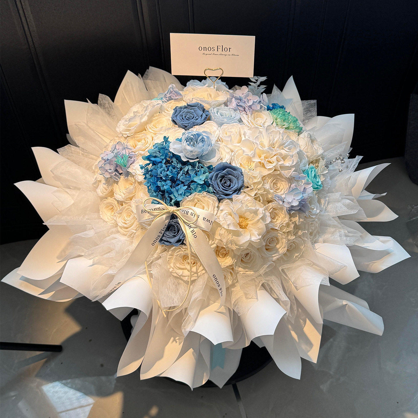 情人节仿真花束温柔风永生花玫瑰送女朋友闺蜜香皂花碎冰蓝抱抱桶