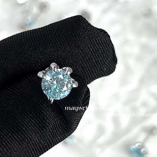 Maywct 清冷爆闪独特淡蓝色锆石重工龙爪钛钢平底百搭耳钉耳骨钉