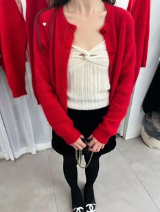 25秋冬韩版 复古百搭性感米白色细羊毛纽结设计短吊带打底背心