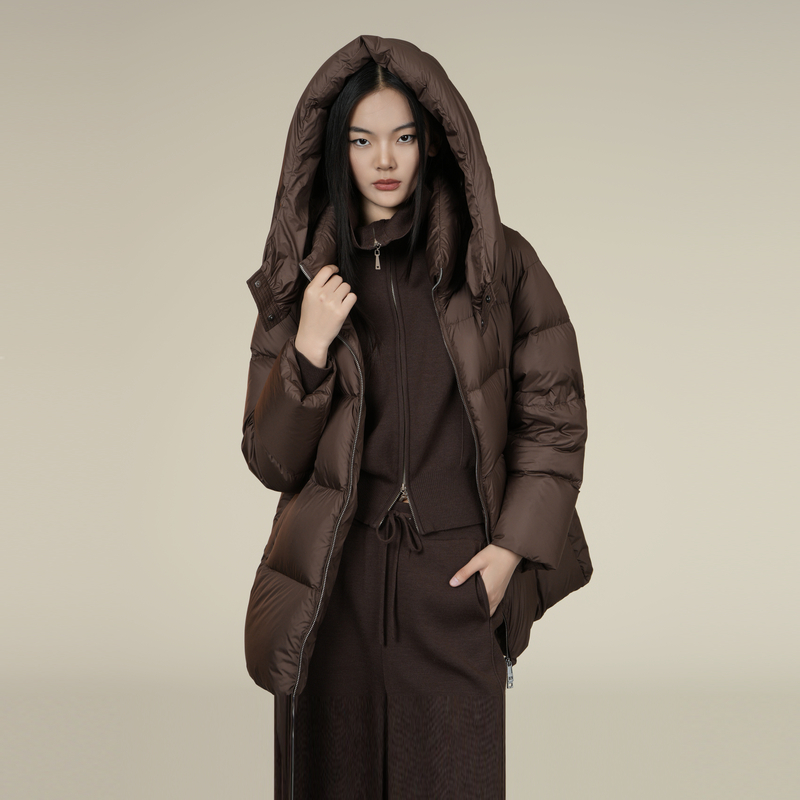 少库存XG雪歌2025冬新款加厚鹅绒羽绒服连帽保暖外套XK406007A372