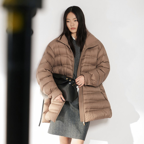 XG雪歌羽绒服XL406015A372