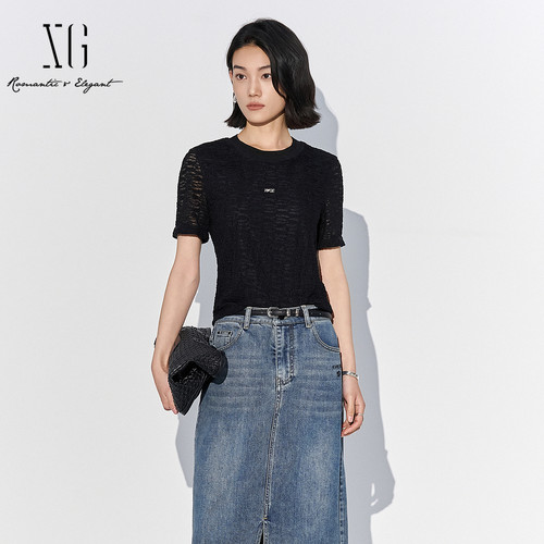 XG雪歌心机感黑色短袖T恤女2025夏新款修身圆领上衣XL201529A890