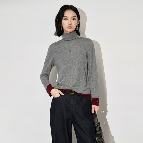 XG雪歌25冬撞色拼接舒适莱赛尔通勤高领打底衫女长袖XL401619A884