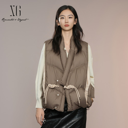 XG雪歌羽绒马甲XK306001A643