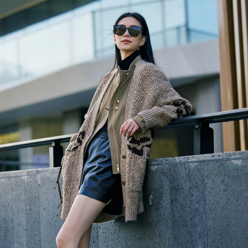 少库存 XG雪歌针织开衫XK411052B560