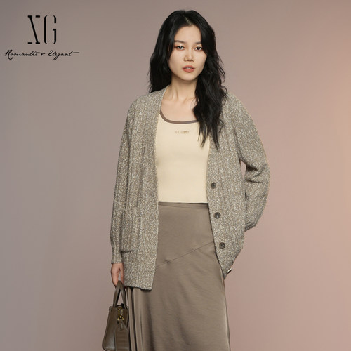 XG雪歌2025秋新款撞色吊带背心女内搭打底针织衫上衣XK311013A191