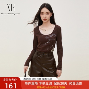 xg雪歌创意印花U领长袖 内搭打底上衣XK301718A871 T恤女2024秋新款