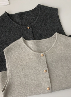 高级感！一眼就爱的知性范~百搭叠穿金扣宽松针织毛衣背心马甲女