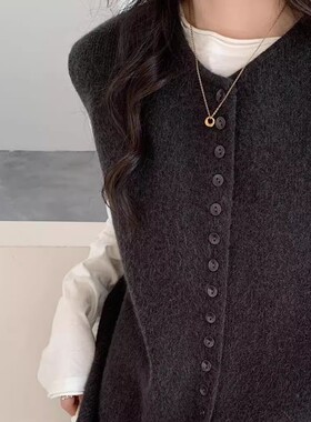 【心头爱马甲】三色韩系简约叠穿纯色圆领排扣针织毛衣马甲背心秋