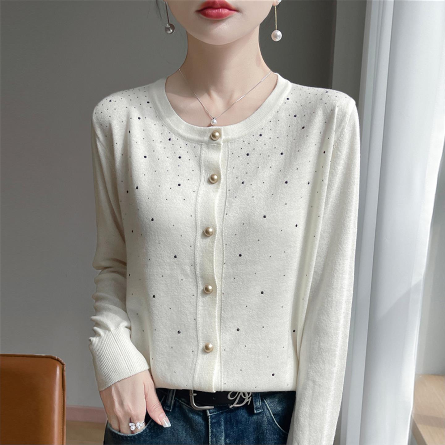 钻女高级针织新款圆领感气质薄款薄款外套春秋上衣镶开衫宽松