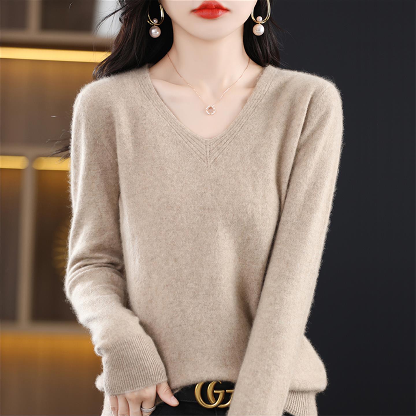 春秋新款V领打底衫女修身内搭毛衣长袖显瘦简约百搭洋气针织上衣