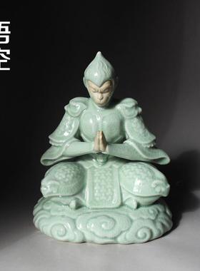 汝瓷齐天大圣孙悟空摆件