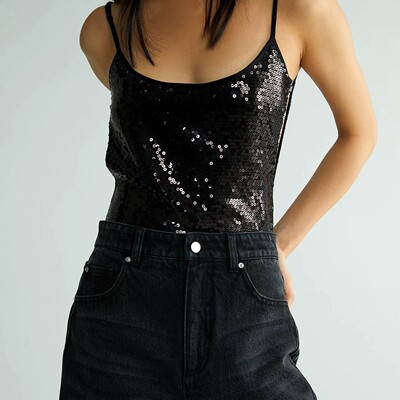 黑色亮片吊带设计感内搭无袖微弹背心打底亮片上衣Sip class