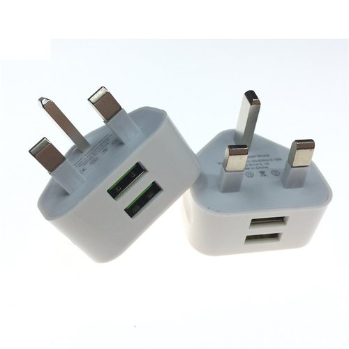 双口USB港澳英规三脚插座充电器