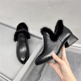 品牌撤柜真皮女鞋2025韩版水貂毛粗跟加绒短靴粗中跟牛皮棉靴子女