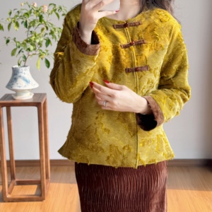 新中式盘扣丝绒圆领显瘦短外套女