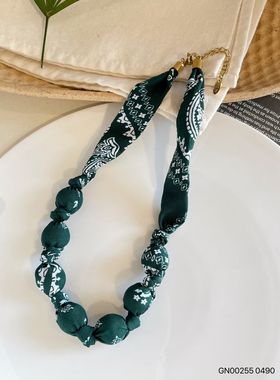 欧比雅比系列GN00255 & 复古气质腰果花配饰，深绿底缀白色花纹