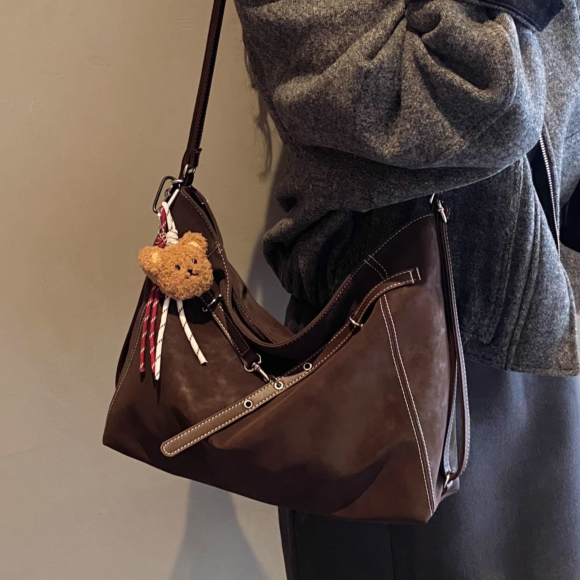 复古通勤单肩包大容量包包女式2026新款时尚斜挎托特包可双肩背包